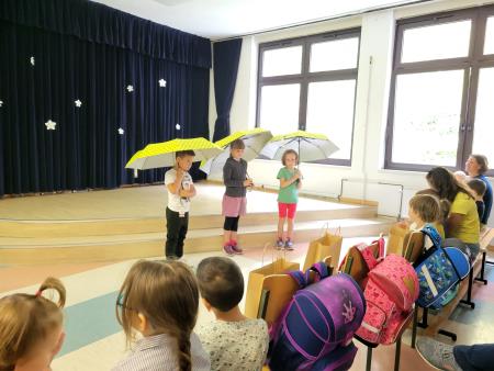 Sprejem prvošolcev v Podbrdu_2 (Tomaž Štenkler)